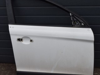 дверь передняя правая Volvo XC60 1 поколение 2010, 2.4 л., D5, D 5244 T14, дизель, МКПП, белый, передний привод, 31297128