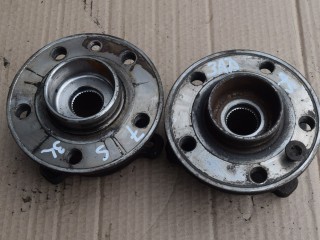 ступица задняя Volvo XC70 2 поколение 2011, 2.4 л., D5, D 5244 T10, дизель, АКПП, универсал, полный подключаемый привод