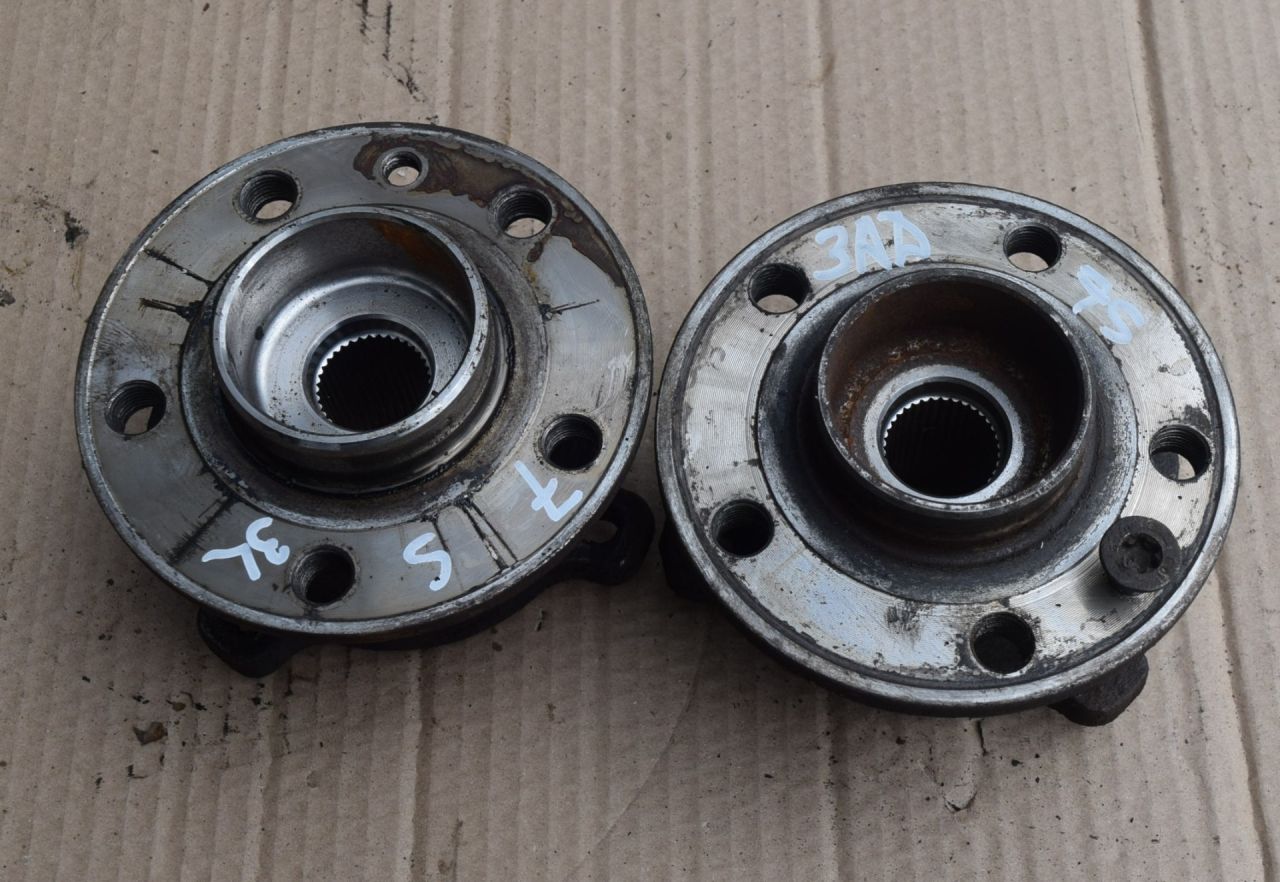 ступица задняя Volvo XC70 2 поколение 2011, 2.4 л., D5, D 5244 T10, дизель, АКПП, универсал, полный подключаемый привод - фото №1