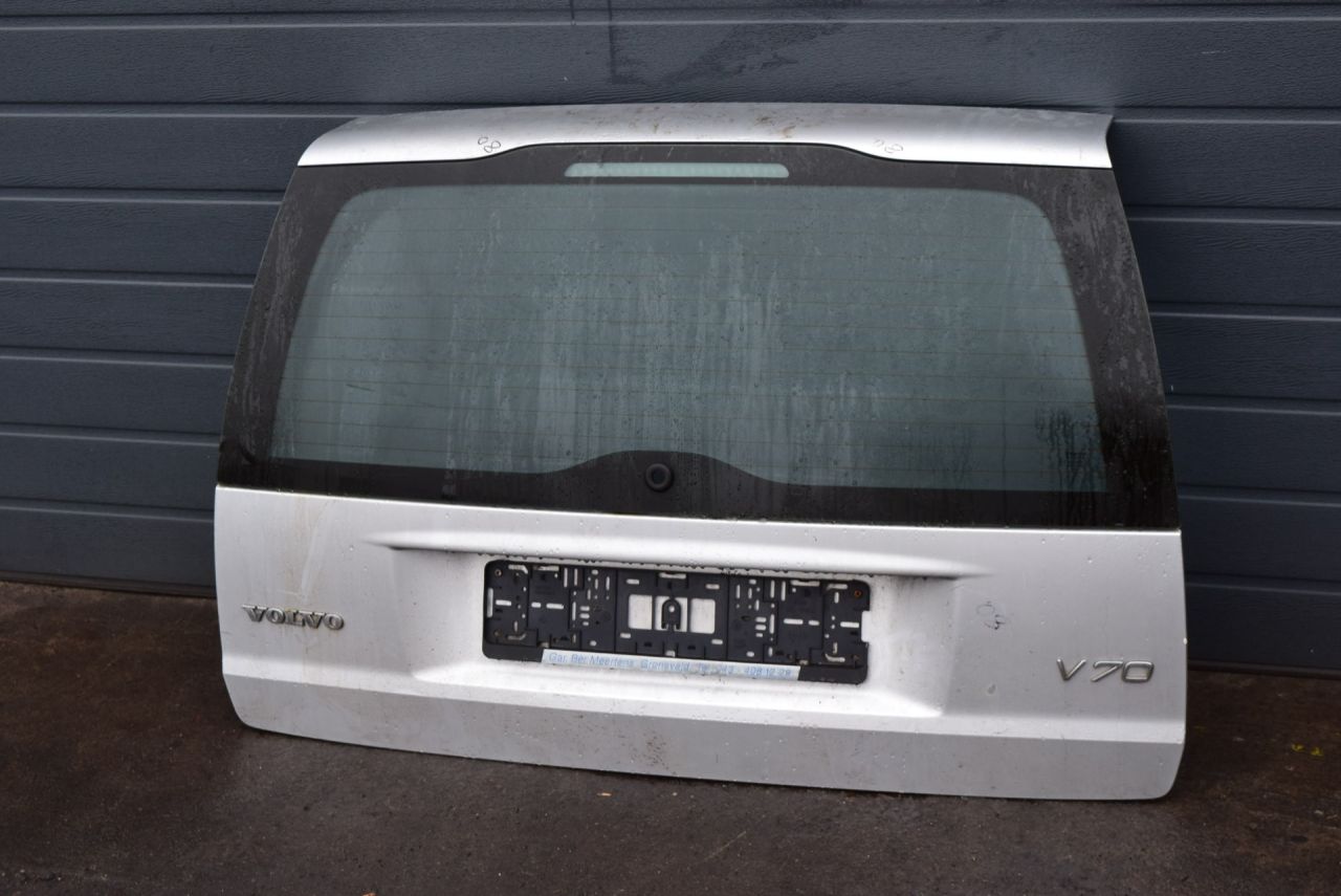 крышка багажника (дверь 3-5) Volvo V70 2 поколение 2001, 2.4 л., i, B 5244 S2, бензин, АКПП, универсал, передний привод - фото №1