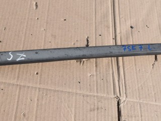 молдинг лобового стекла Volvo XC70 2 поколение 2011, 2.4 л., D5, D 5244 T10, дизель, АКПП, универсал, полный подключаемый привод, 30753552