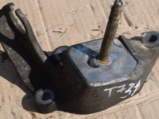 кронштейн КПП Saab 9-5 1 поколение [рестайлинг] 2001, 2.3 л., Ti, бензин, АКПП, передний привод, 5063284