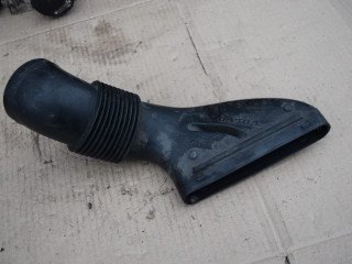 воздухозаборник Volvo V70 2 поколение 2001, 2.4 л., i, B 5244 S2, бензин, АКПП, универсал, передний привод, 9445144