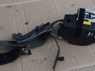 ремень безопасности Volvo XC60 1 поколение 2010, 2.4 л., D5, D 5244 T14, дизель, МКПП, белый, передний привод, 39801844