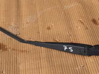 щеткодержатель (поводок стеклоочистителя, дворник) Volvo XC70 2 поколение 2011, 2.4 л., D5, D 5244 T10, дизель, АКПП, универсал, полный подключаемый привод, 31276003