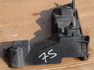 Крепление бампера заднего Volvo XC70 3 поколение [рестайлинг] 2015, 2.4 л., D5, D 5244 T20, дизель, АКПП, универсал, полный подключаемый привод, 30678651