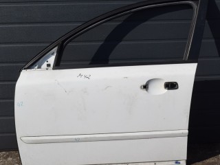 дверь передняя левая Volvo V50 1 поколение [рестайлинг] 2009, 1.6 л., дизель, МКПП, универсал, передний привод