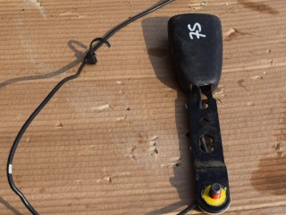 замок ремня безопасности Volvo XC70 2 поколение 2011, 2.4 л., D5, D 5244 T10, дизель, АКПП, универсал, полный подключаемый привод, 8623450