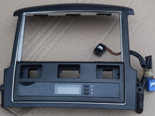 часы Kia Sorento 1 поколение [рестайлинг] 2008, 2.5 л., D4CB, дизель, МКПП, внедорожник 5 дв., правый руль, 945003E500