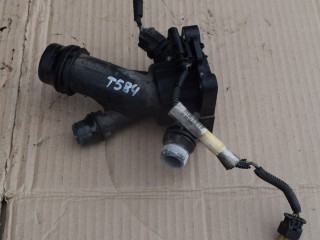 корпус термостата Volvo S60 2 поколение 2012, 2.0 л., D 5204 T3, дизель, АКПП, седан, передний привод, 31293556