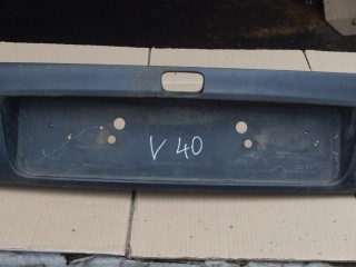 бленда Volvo V40 1 поколение [2-й рестайлинг] 2002, 2.0 л., бензин, АКПП, универсал, 30632612