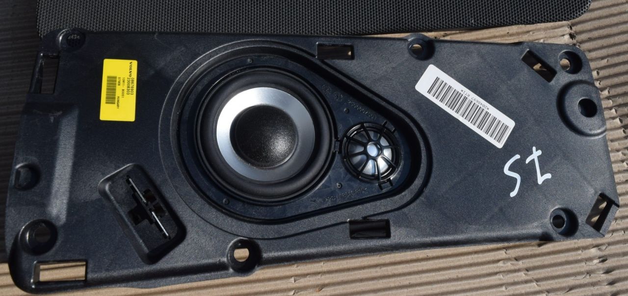 динамик торпедо Volvo XC70 2 поколение 2011, 2.4 л., D5, D 5244 T10, дизель, АКПП, универсал, полный подключаемый привод, 08676903 - фото №1