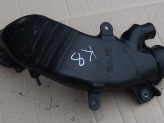 патрубок воздушного фильтра Mazda CX-7 1 поколение 2007, 2.3 л., Ti, бензин, АКПП, передний привод, L3K913230