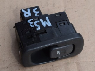 кнопка стеклоподъемника двери задней Volvo S80 1 поколение 2000, 2.4 л., B 5244 S2, бензин, АКПП, седан, передний привод, 9476695