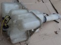 бачок омывателя Volvo S80 1 поколение 1999, 2.4 л., i, B 5244 S, бензин, МКПП, седан, передний привод, 9178565 - фото №2