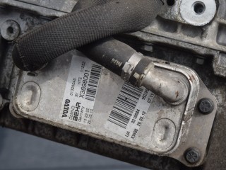 радиатор масляный Volvo XC70 2 поколение 2011, 2.4 л., D5, D 5244 T10, дизель, АКПП, универсал, полный подключаемый привод, 31325045