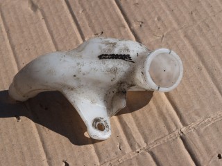 горловина бачка омывателя Volvo V50 1 поколение [рестайлинг] 2009, 1.6 л., дизель, МКПП, универсал, передний привод, 30663929, 4N5117B644CA