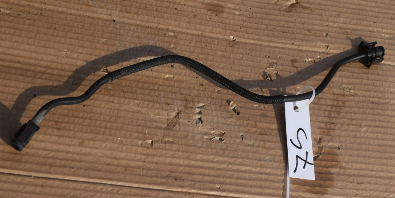 трубка охлаждающей жидкости Volvo XC70 2 поколение 2011, 2.4 л., D5, D 5244 T10, дизель, АКПП, универсал, полный подключаемый привод, 6G918C012XF - фото №1