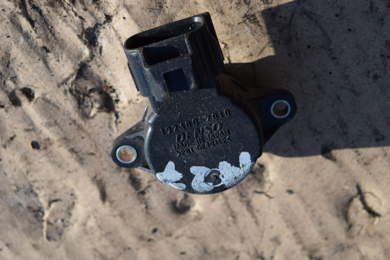 датчик положения дроссельной заслонки Toyota Yaris XP9 2008, 1.4 л., D-4D, 1ND-TV, дизель, МКПП, 1923002010 - фото №1