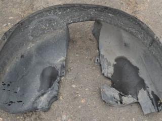 защита арок передняя правая (подкрылок) Volvo XC70 2 поколение 2011, 2.4 л., D5, D 5244 T10, дизель, АКПП, универсал, полный подключаемый привод, 30678551