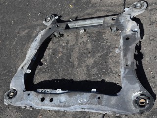 балка подвески передняя (подрамник) Volvo S80 1 поколение 1999, 2.4 л., i, B 5244 S, бензин, МКПП, седан, передний привод