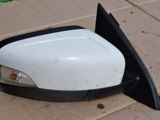 зеркало наружное правое Volvo XC60 1 поколение 2010, 2.4 л., D5, D 5244 T14, дизель, МКПП, белый, передний привод
