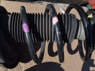 пружина передняя Volvo V50 1 поколение [рестайлинг] 2009, 1.6 л., дизель, МКПП, универсал, передний привод