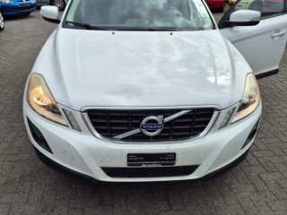 Volvo XC60 1 поколение