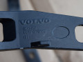 петля крышки багажника Volvo XC70 2 поколение 2002, 2.5 л., Ti, B 5254 T2, бензин, МКПП, универсал, полный подключаемый привод, 8643157, 8643158 - фото №3
