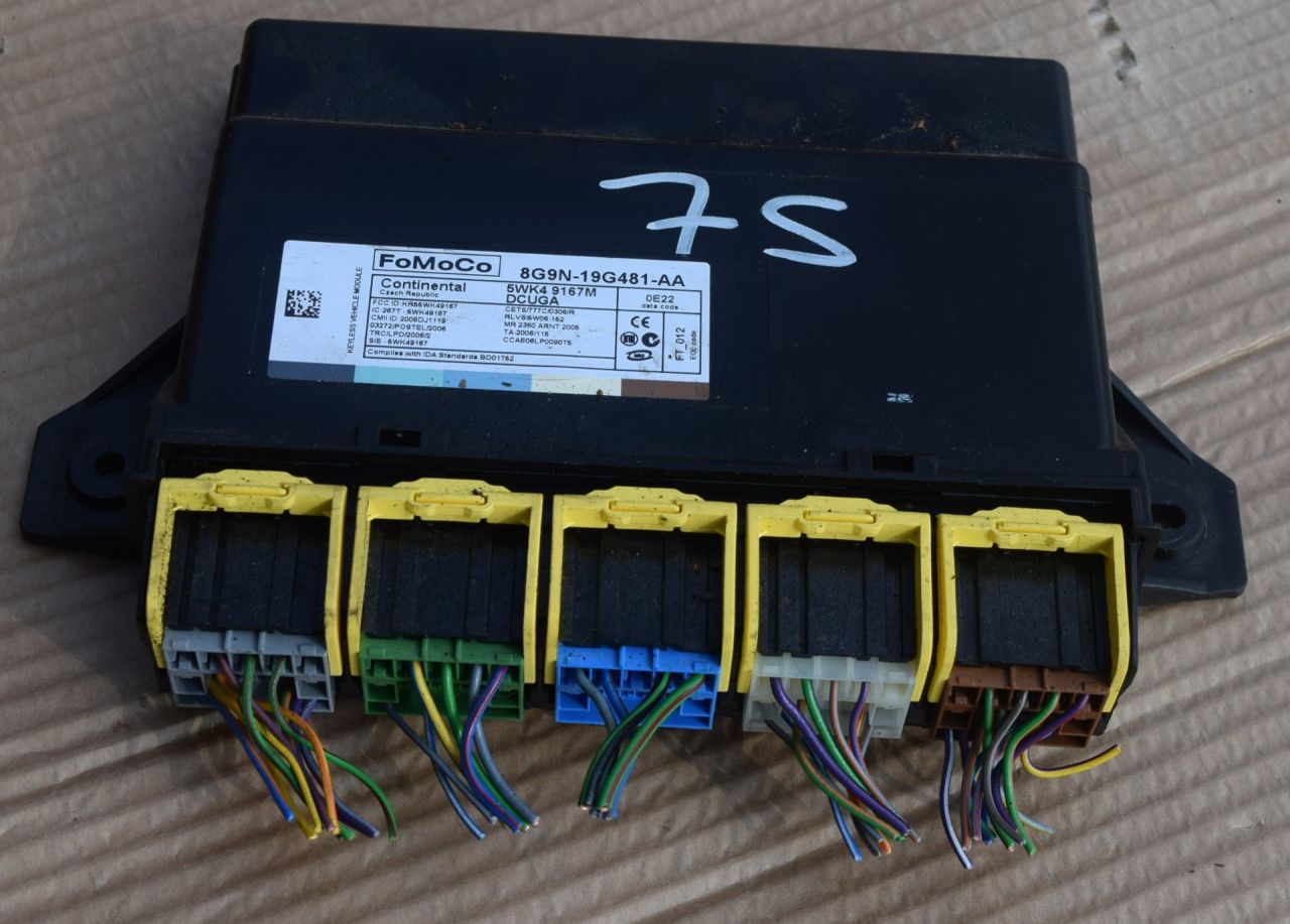 блок комфорта Volvo XC70 2 поколение 2011, 2.4 л., D5, D 5244 T10, дизель, АКПП, универсал, полный подключаемый привод, 8G9N19G481AA - фото №1