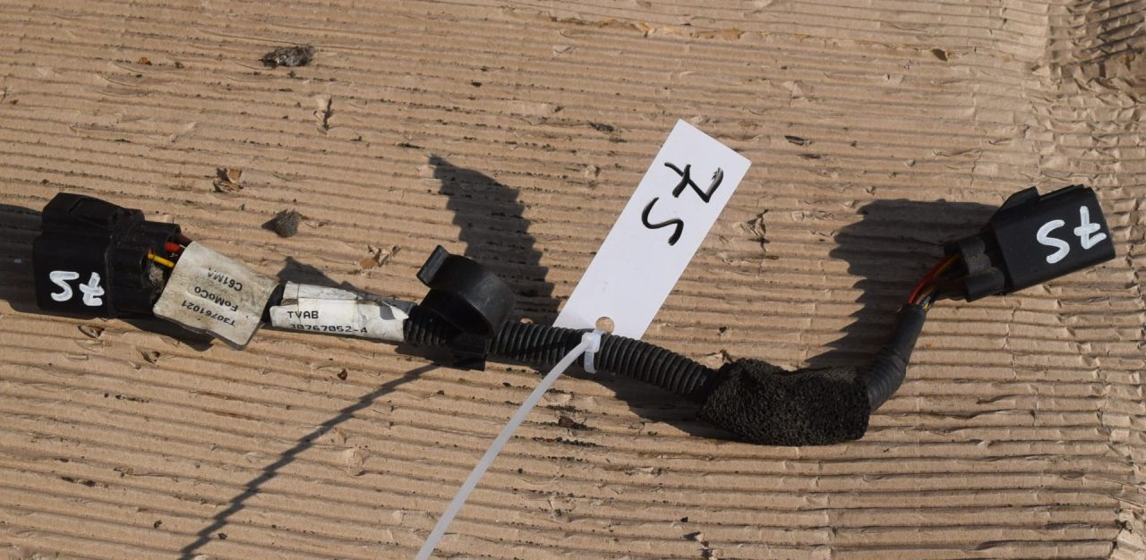 проводка Volvo XC70 2 поколение 2011, 2.4 л., D5, D 5244 T10, дизель, АКПП, универсал, полный подключаемый привод, 30761021, 30767052 - фото №1