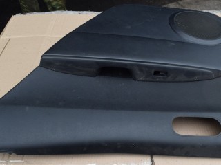 обшивка двери задняя правая Mazda CX-7 1 поколение 2007, 2.3 л., Ti, бензин, АКПП, передний привод