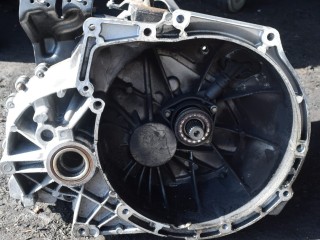 КПП механическая (МКПП) Volvo V50 1 поколение [рестайлинг] 2009, 1.6 л., дизель, МКПП, универсал, передний привод, 6N5R7002ZA, P31272400, 31272400