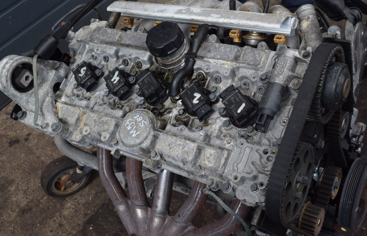 катушка зажигания Volvo S80 1 поколение 1999, 2.4 л., i, B 5244 S, бензин, МКПП, седан, передний привод, 9125601 - фото №1