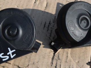 сигнал (клаксон) Volvo XC70 2 поколение 2011, 2.4 л., D5, D 5244 T10, дизель, АКПП, универсал, полный подключаемый привод, 31276806