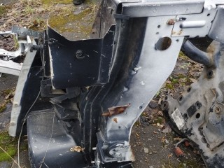 лонжерон левый Chrysler Voyager 4 поколение 2002, 2.5 л., дизель