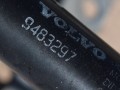 петля крышки багажника Volvo S80 1 поколение 1999, 2.4 л., i, B 5244 S, бензин, МКПП, седан, передний привод - фото №2