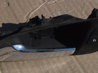 ручка внутренняя передняя левая Chevrolet TrailBlazer 3 поколение [рестайлинг] 2023, бензин, АКПП, 84546241