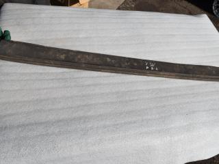 молдинг двери передней левой Volkswagen Passat B2 1988, 1.8 л., бензин, 323853515E