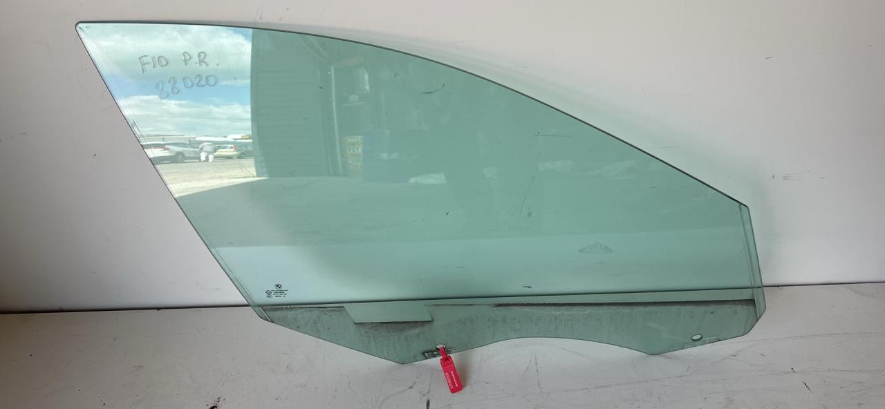 стекло двери передней правой BMW 5 серия F07/F10/F11 2012, 2.0 л., N20 B20 A, бензин, АКПП, седан - фото №1