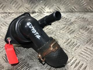 корпус термостата Toyota Prius 3 поколение [рестайлинг] 2013, 1.8 л., 2ZR-FAE, бензин, вариатор, хетчбэк 5 дв.