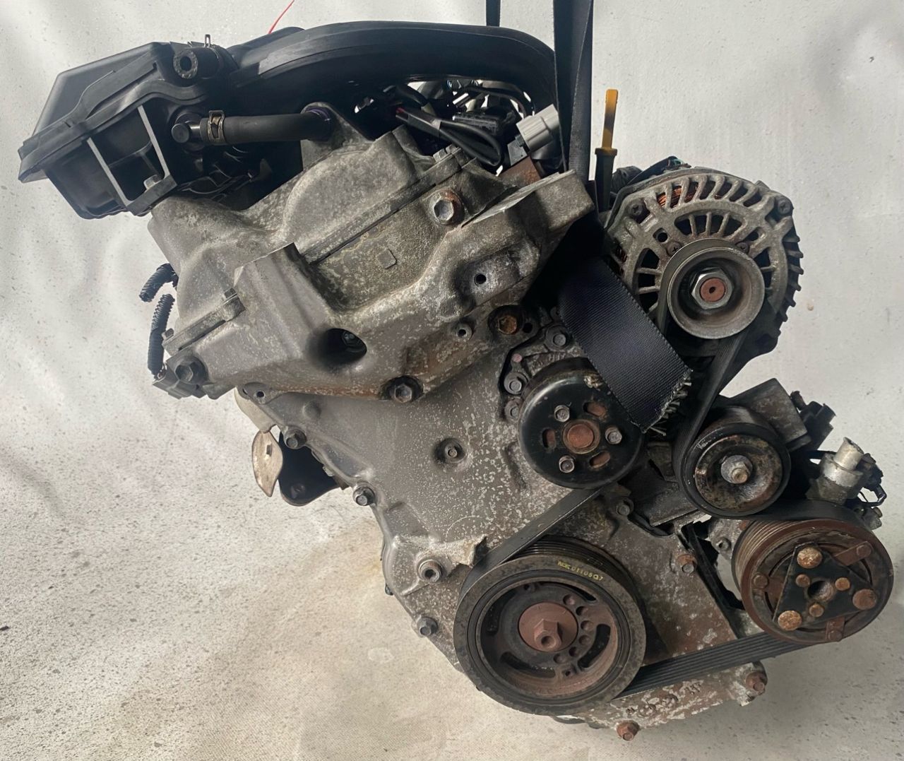 двигатель Nissan Juke YF15 2011, 1.6 л., HR16DE, бензин, 5МКПП, хетчбэк 5 дв., HR16 - фото №1