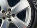 диск литой Volkswagen Tiguan 1 поколение [рестайлинг] 2013, 1.4 л., CTHA, бензин, АКПП, внедорожник 5 дв., 5N0601025AE - фото №16