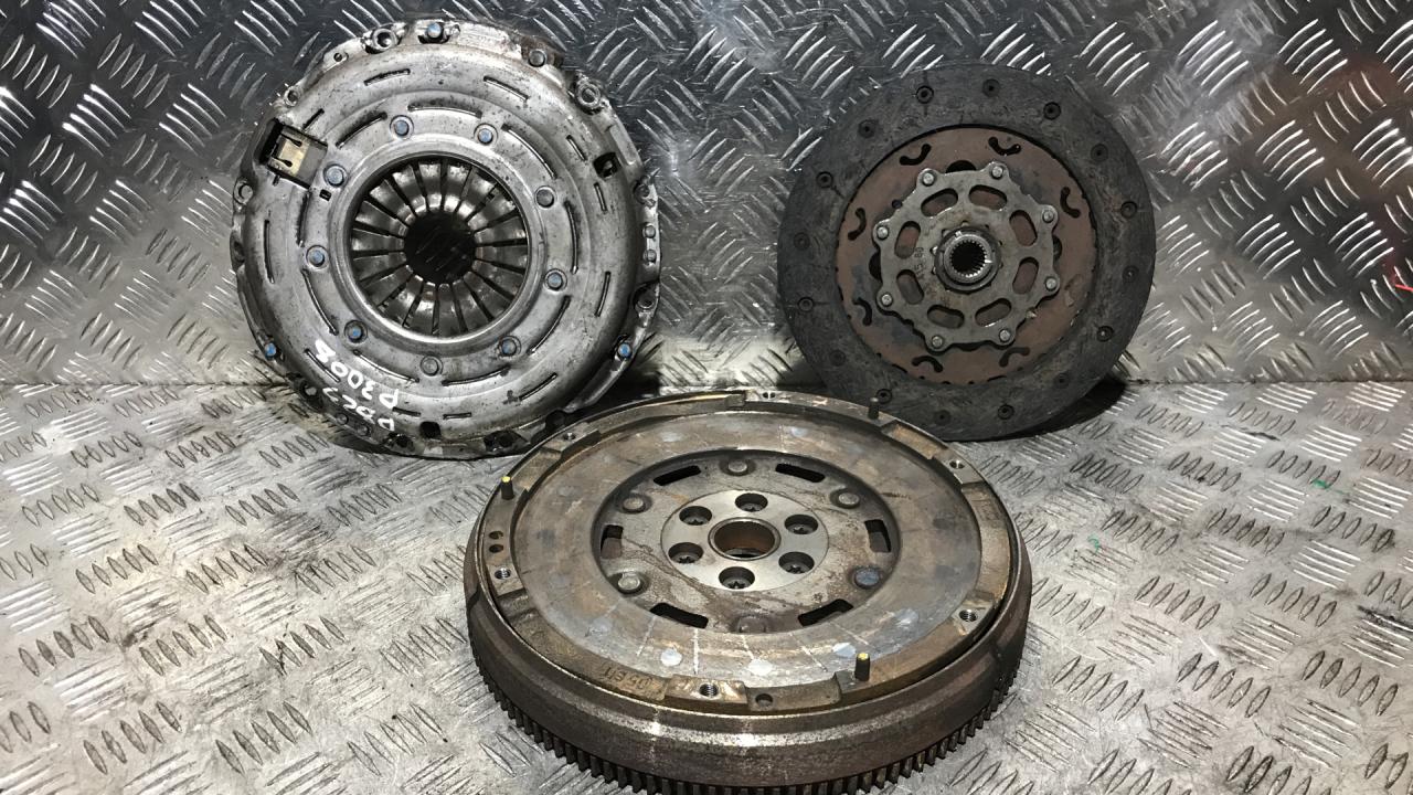 комплект сцепления Peugeot 3008 1 поколение 2011, 1.6 л., дизель, 6МКПП, минивэн - фото №1