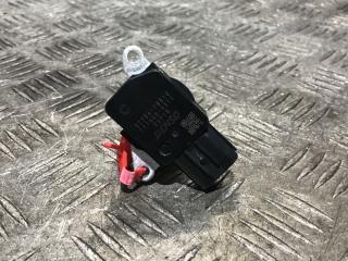 расходомер воздуха Toyota Prius 3 поколение [рестайлинг] 2013, 1.8 л., 2ZR-FAE, бензин, вариатор, хетчбэк 5 дв., 22204-28010, 197400-5310