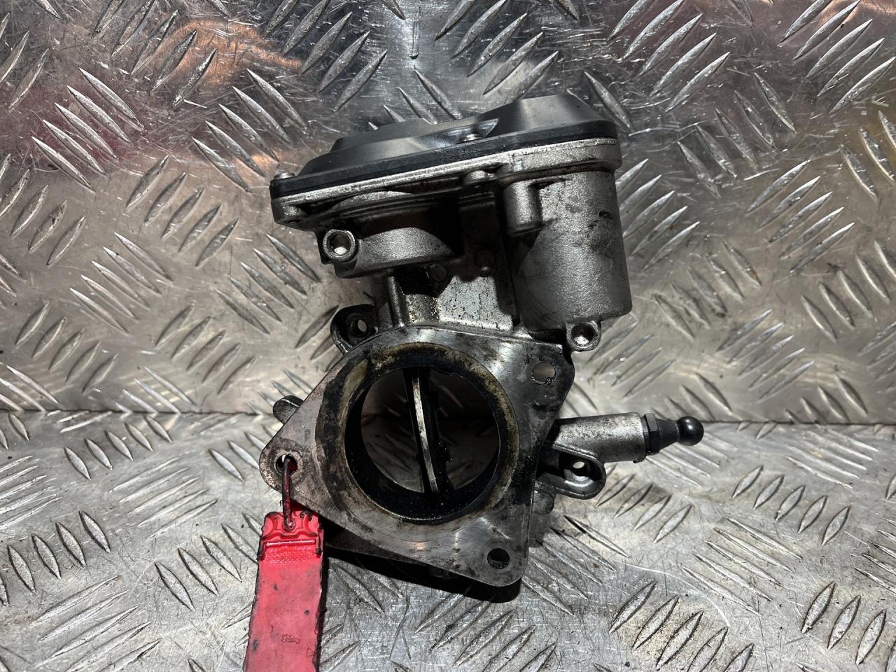 заслонка дроссельная Opel Insignia 1 поколение (A) 2009, 2.0 л., A 20 DTH, дизель, 6МКПП, седан, 55564164, 5.03293.02 - фото №1