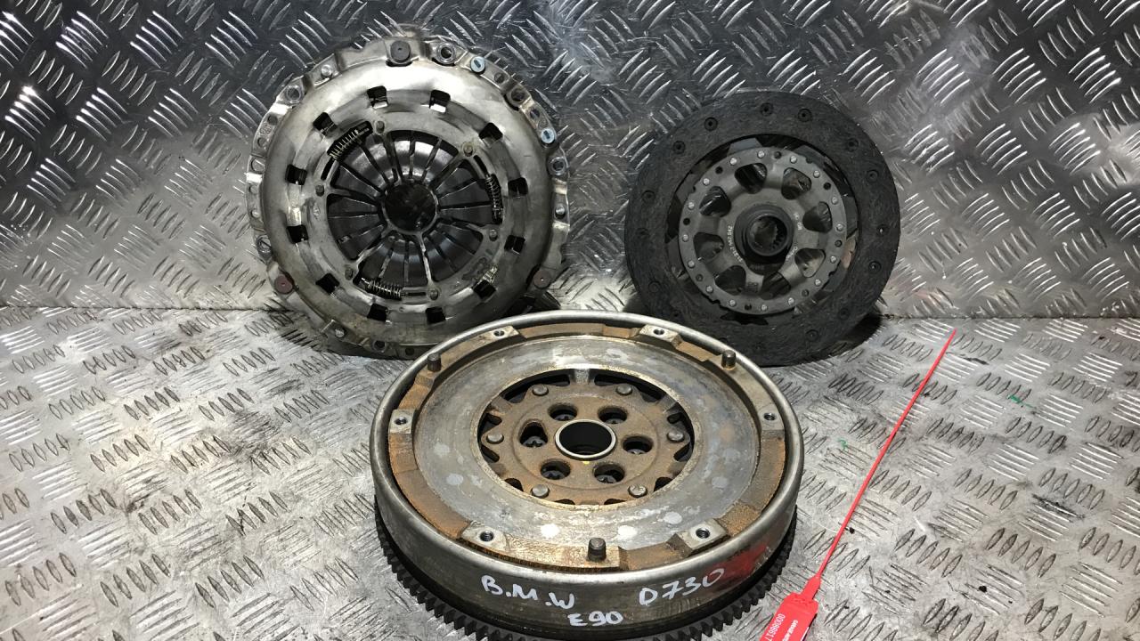 комплект сцепления BMW 3 серия E90/E91/E92/E93 2007, 2.0 л., N46 B20 B, бензин, 6МКПП, седан - фото №1