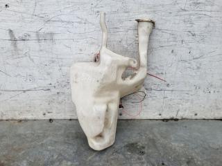 бачок омывателя Mitsubishi Carisma 1 поколение 1999, 1.8 л., бензин, 5МКПП, бронза, хетчбэк 5 дв.