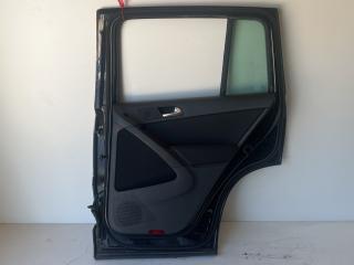дверь задняя правая Volkswagen Tiguan 1 поколение [рестайлинг] 2012, 2.0 л., CCZA, бензин, АКПП, внедорожник 5 дв., 5N0833056A