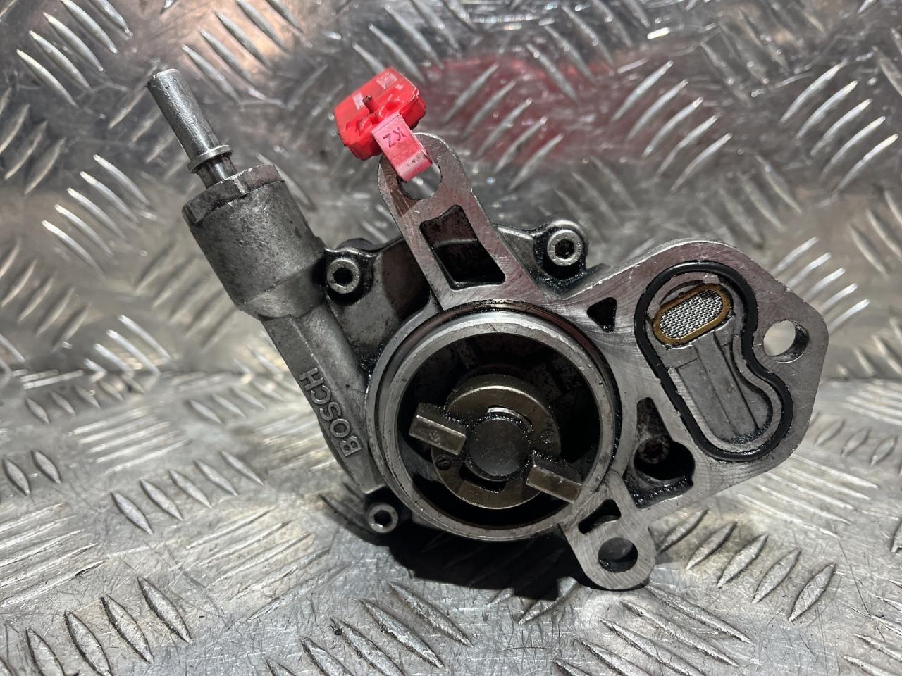 насос вакуумный Citroen Xsara Picasso 1 поколение 2001, 2.0 л., HDi, дизель, МКПП, минивэн - фото №1